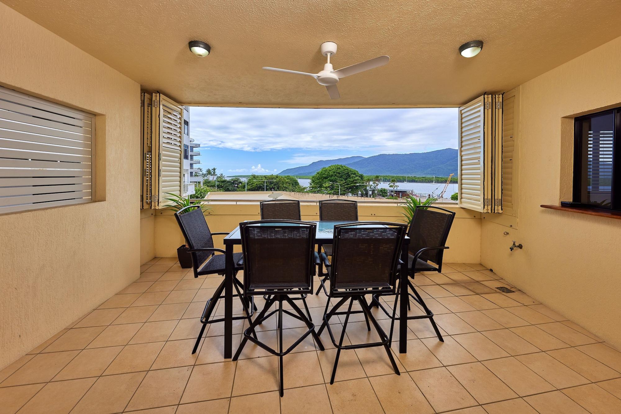 Jack And Newell Holiday Apartments Cairns Zewnętrze zdjęcie