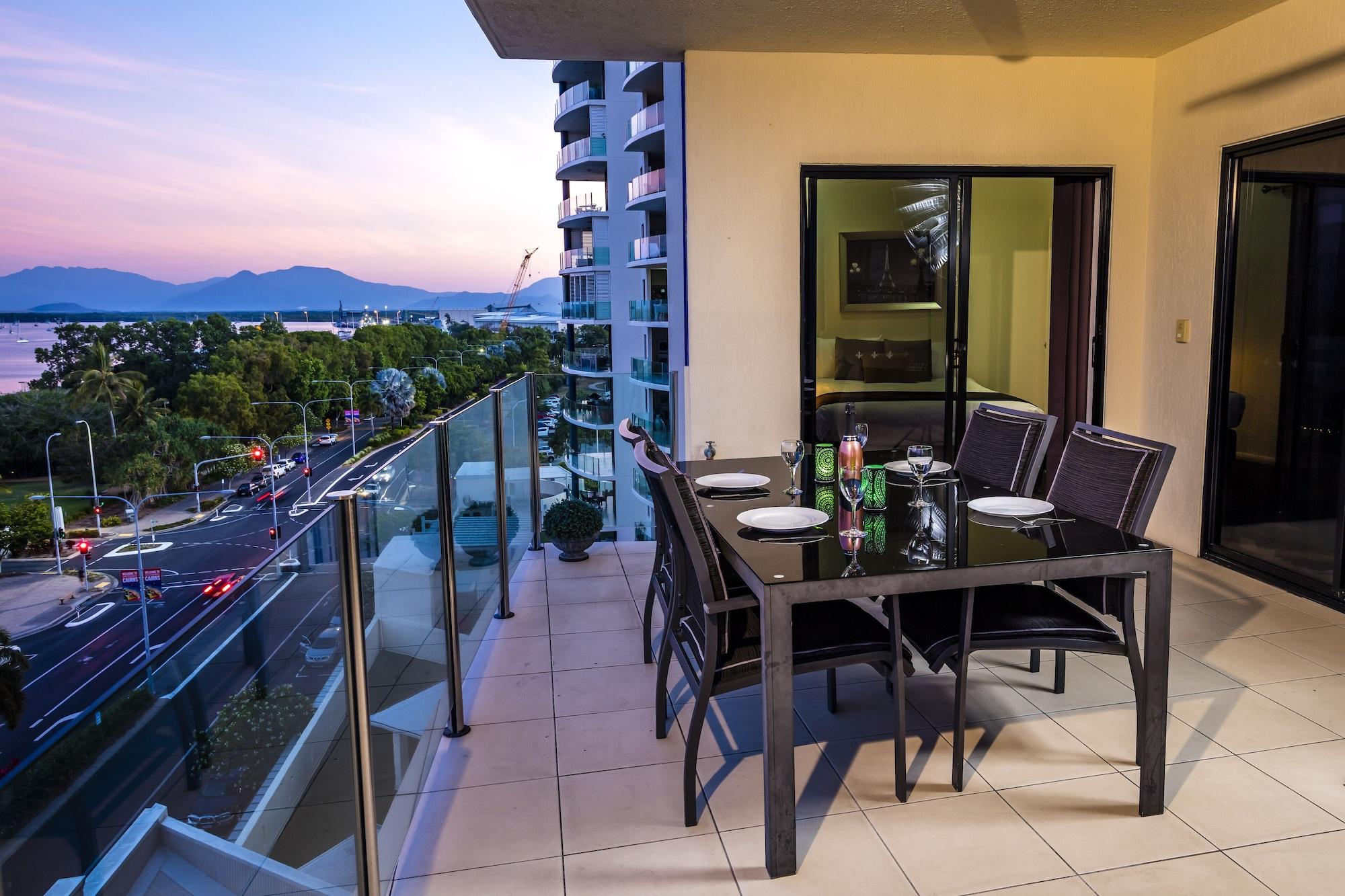 Jack And Newell Holiday Apartments Cairns Zewnętrze zdjęcie